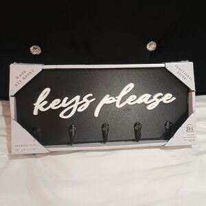New Premier Home Elegant Black & White 'Keys Please' Wall Hook Size 12x5